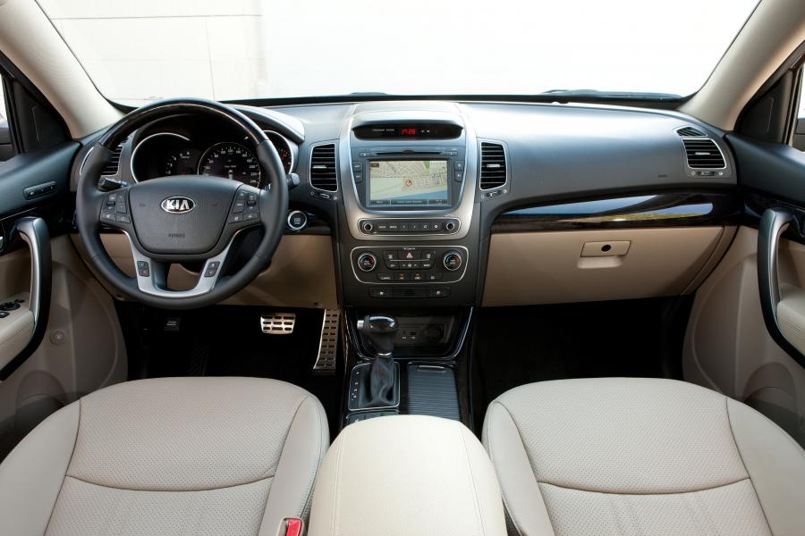  Kia Sorento 2013 года  (EU) (фото 12 из 85)